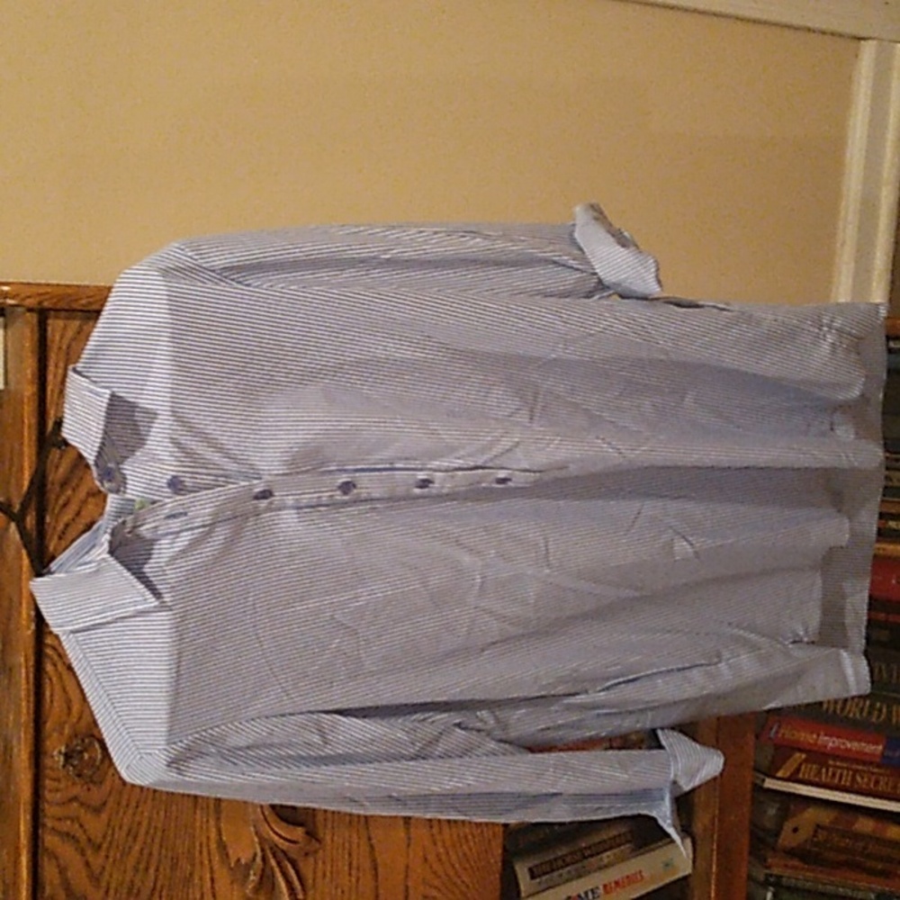 Jade button down - Picture 2 of 2
